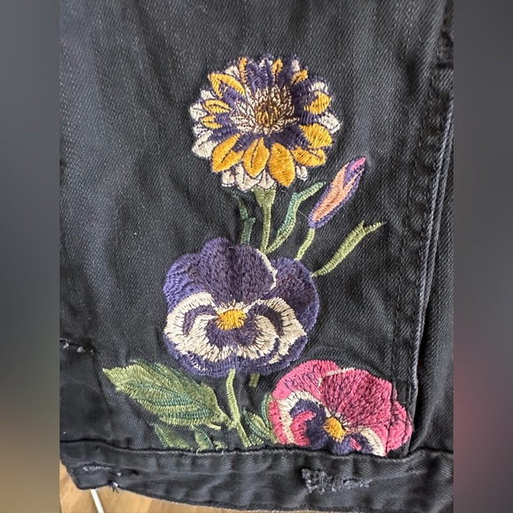 Unique Botanical Floral & Hummingbird Embroidered Black Denim Jacket M - Picture 6 of 16